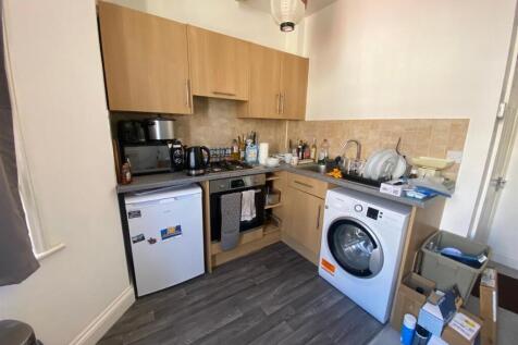 Kitchen area (1).jpg