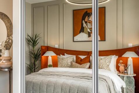 Wren House fitted wardrobe