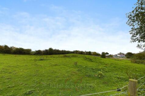 CAM03999G0-PR0026-STILL029.jpg