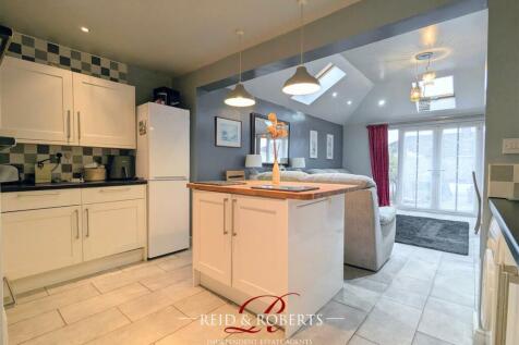 Open Plan Kitchen/Family Room