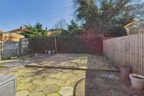 CAM03999G0-PR0109-STILL012.jpg