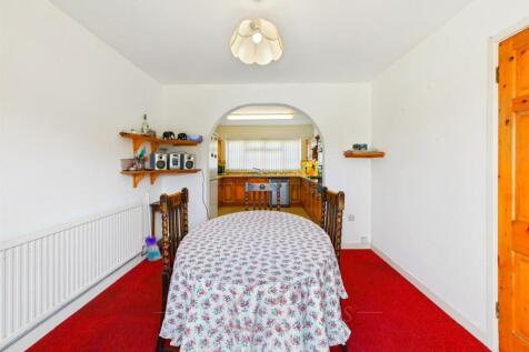 CAM03999G0-PR0118-STILL013.jpg