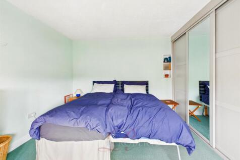 CAM03999G0-PR0120-STILL020.jpg