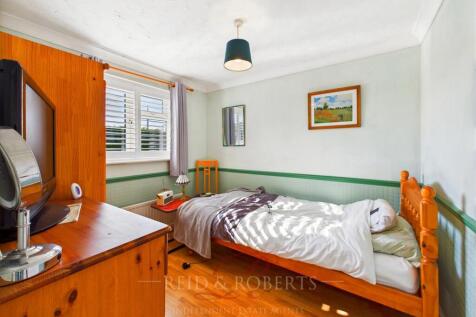 CAM03999G0-PR0143-STILL005.jpg