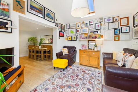 Open Plan Kitchen/Dining/Living Space