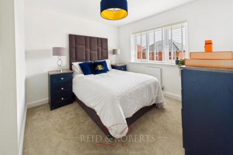 CAM05148G0-PR0010-STILL027.jpg