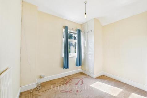 CAM05148G0-PR0015-STILL003.jpg