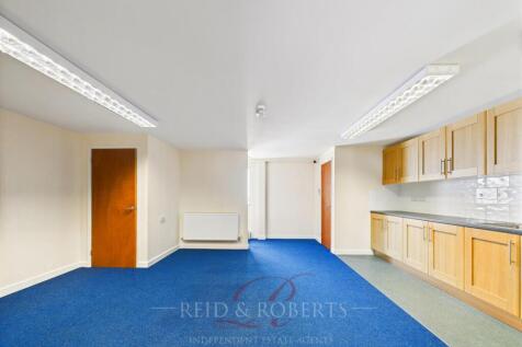 CAM05148G0-PR0035-STILL014.jpg