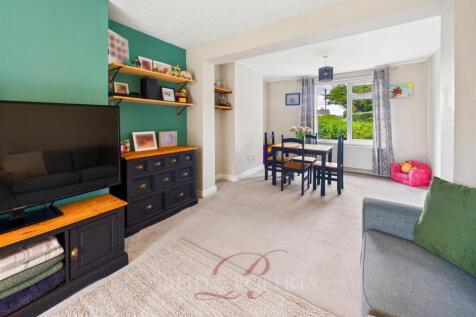 CAM05148G0-PR0045-STILL005.jpg