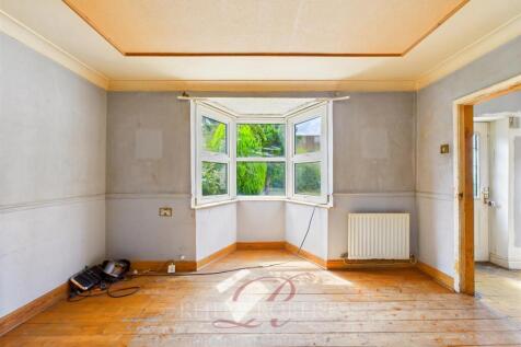 CAM05148G0-PR0049-STILL013.jpg