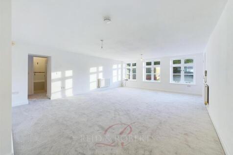 Apartment 2 Lounge