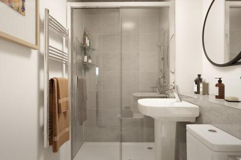 Private and modern en suite