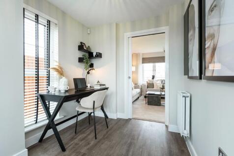 Sliding doors into the study area