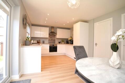 Family Kitchen Dining Room
