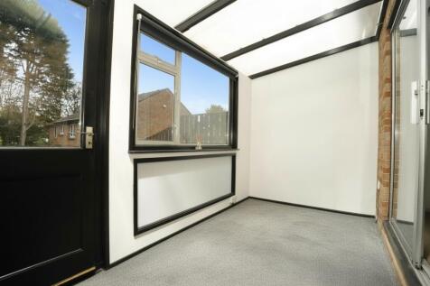 Sun Room/ Dining Room