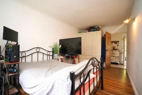 Ground Floor Bedroom (Bedroom Four)