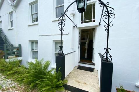 Communal Entrance