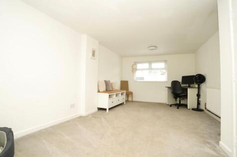 Converted Garage/ Home Office