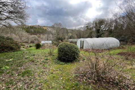 0.53acres grounds