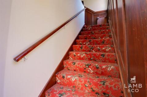 STAIRS TO FLAT