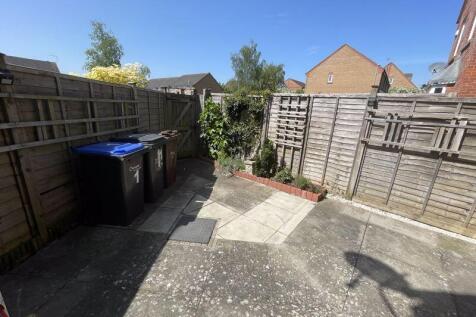 Rear Courtyard