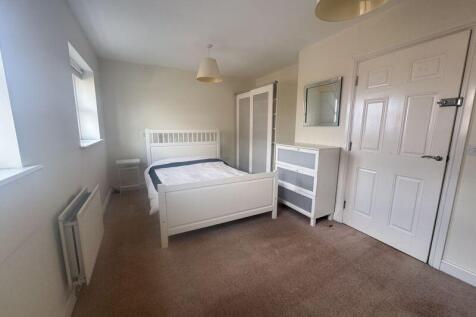 Double bedroom 