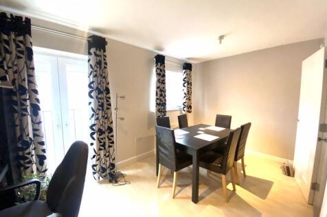 Shared dining area 