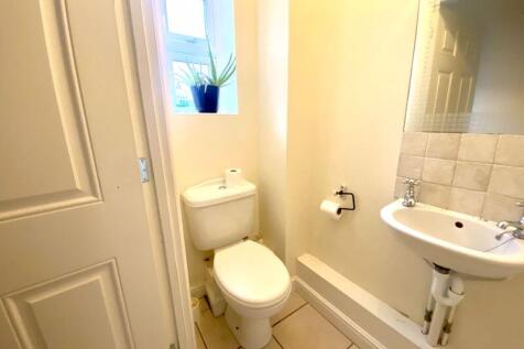 Shared cloakroom