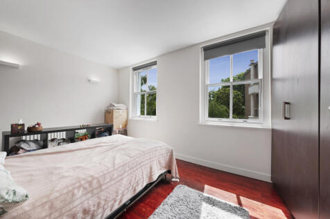 FIRSTOAK HOUSE, FLAT 4-2