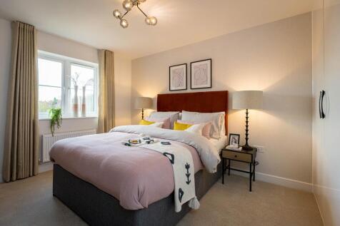 Main bedroom with ample space