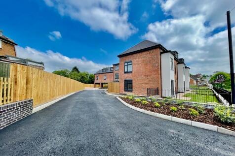 Park Side Drive H...