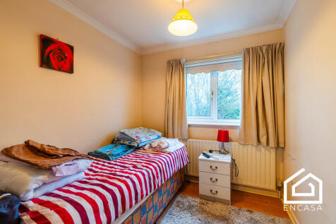 Tean Close-8