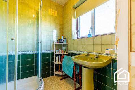 Eastcote Close-12
