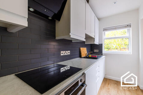 Pierce Avenue-7