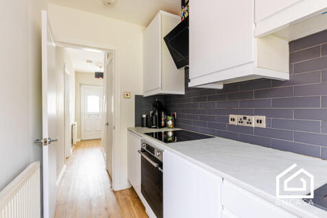 Pierce Avenue-8