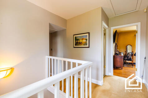 Dovehouse Lane-13