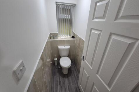 IMG-20251112-WA00...