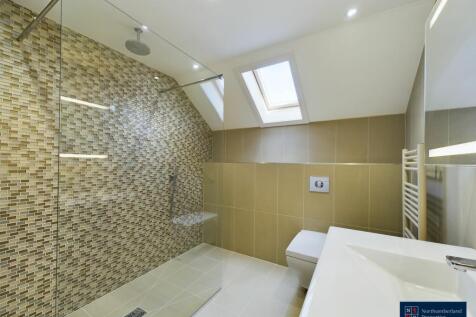 Bedroom Three En Suite