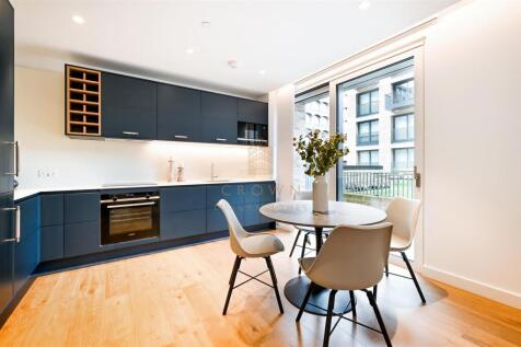 SIGNATURE HOUSE, 4 (2).jpg