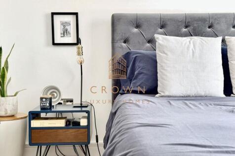 706 High Road, 1012 (6).jpg