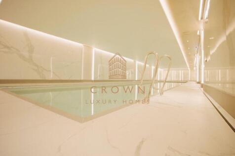 Casson Square, 007012 (19).jpg