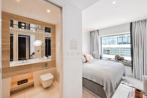 24 SUGAR QUAY   (16).jpg