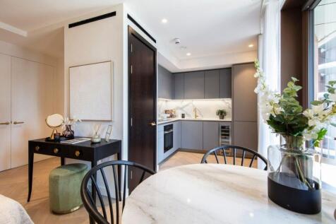Triptych Place, 00204.jpg