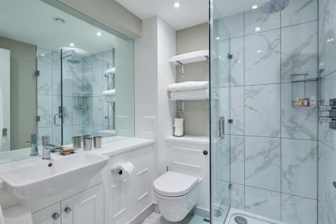 CCH_ABLOCK_STUDIO_BATHROOM.jpg
