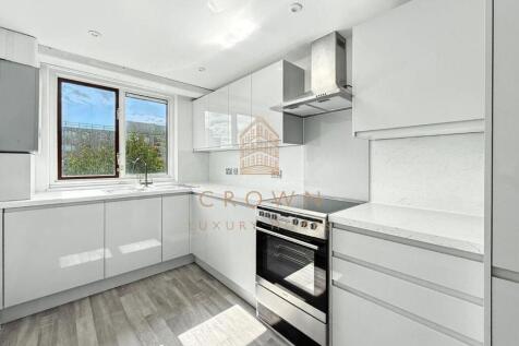 Martlesham Road, 2057 (6).jpg