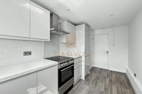 Martlesham Road, 2057 (5).jpg