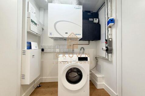 Menara Point, 502120 (20).jpg