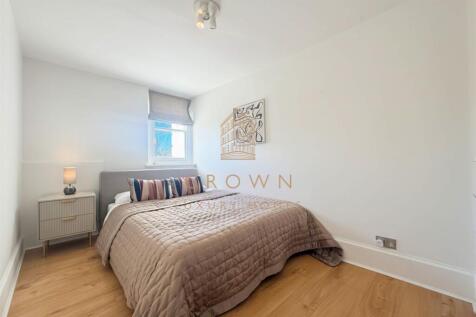 Holland Park Apartment, 71 (13).jpg