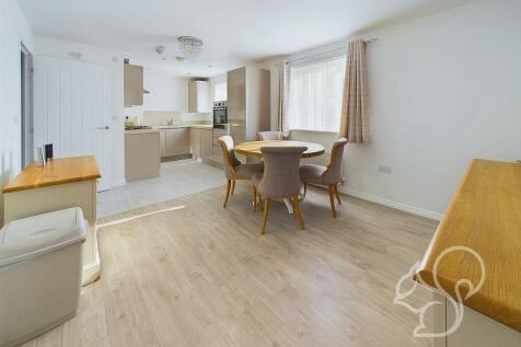Open Plan Dining Area
