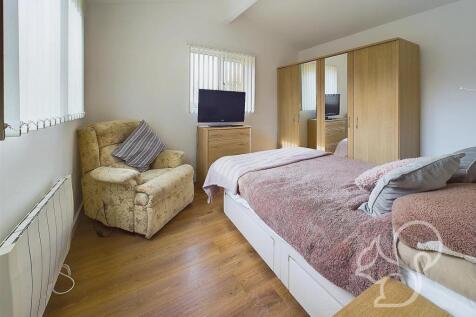 Annexe - Bedroom